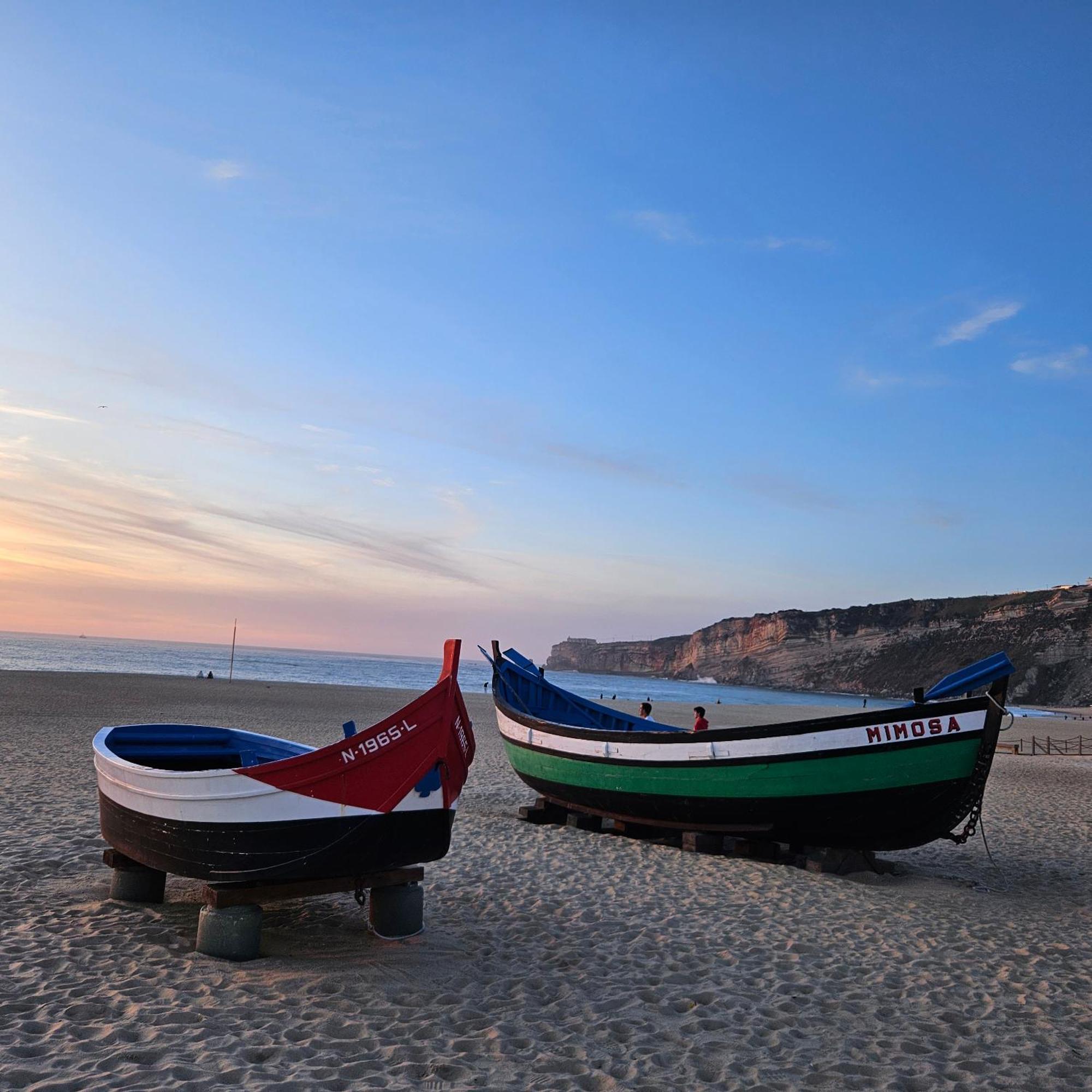 شقة Nazare Uninterrupted Views And Sounds Of The Sea باتاياس المظهر الخارجي الصورة